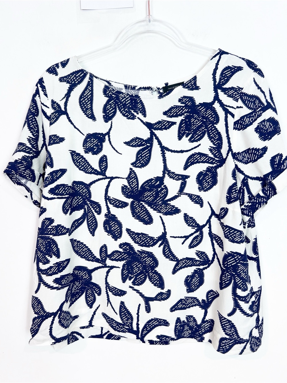 HALOGEN WHITE NAVY FLORAL PRINT SHORT SLEEVE BLOUSE WOMENS SZ MEDIUM